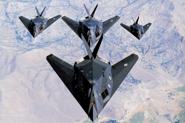 Lockheed Martin Aeronautics Company
F-117A "Nighthawk"  Stealth Fighter

July 1999

Lockheed Martin Photo by Judson Brohmer