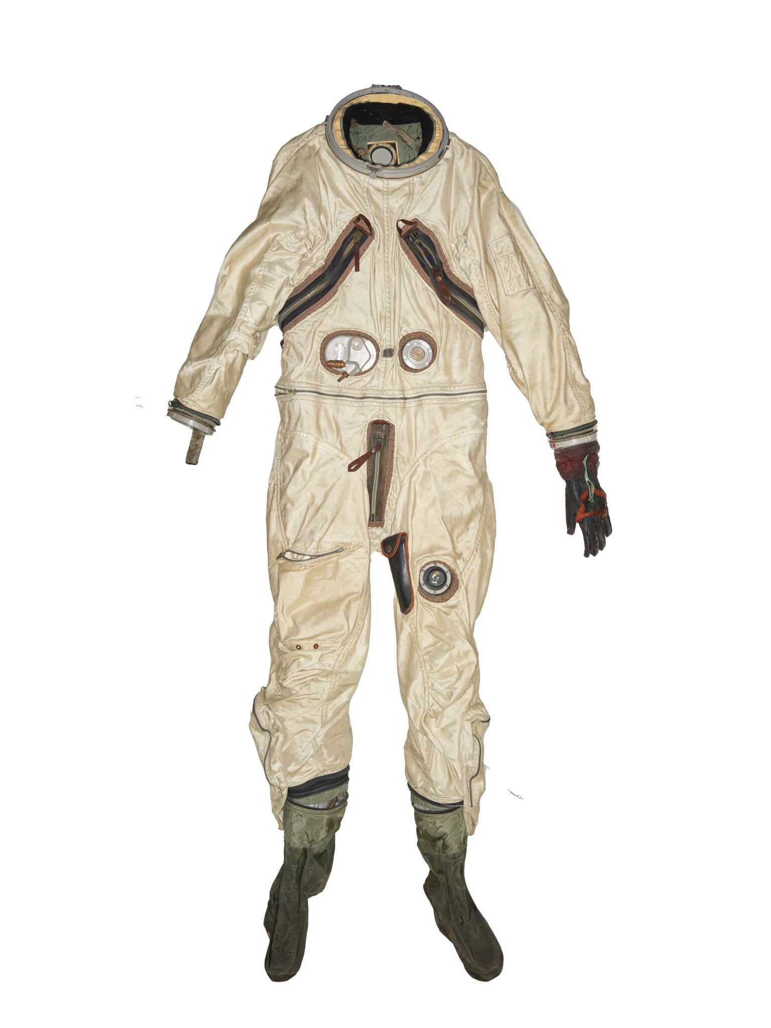 Pressure Suits - FLIGHT TEST HISTORICAL FOUNDATION