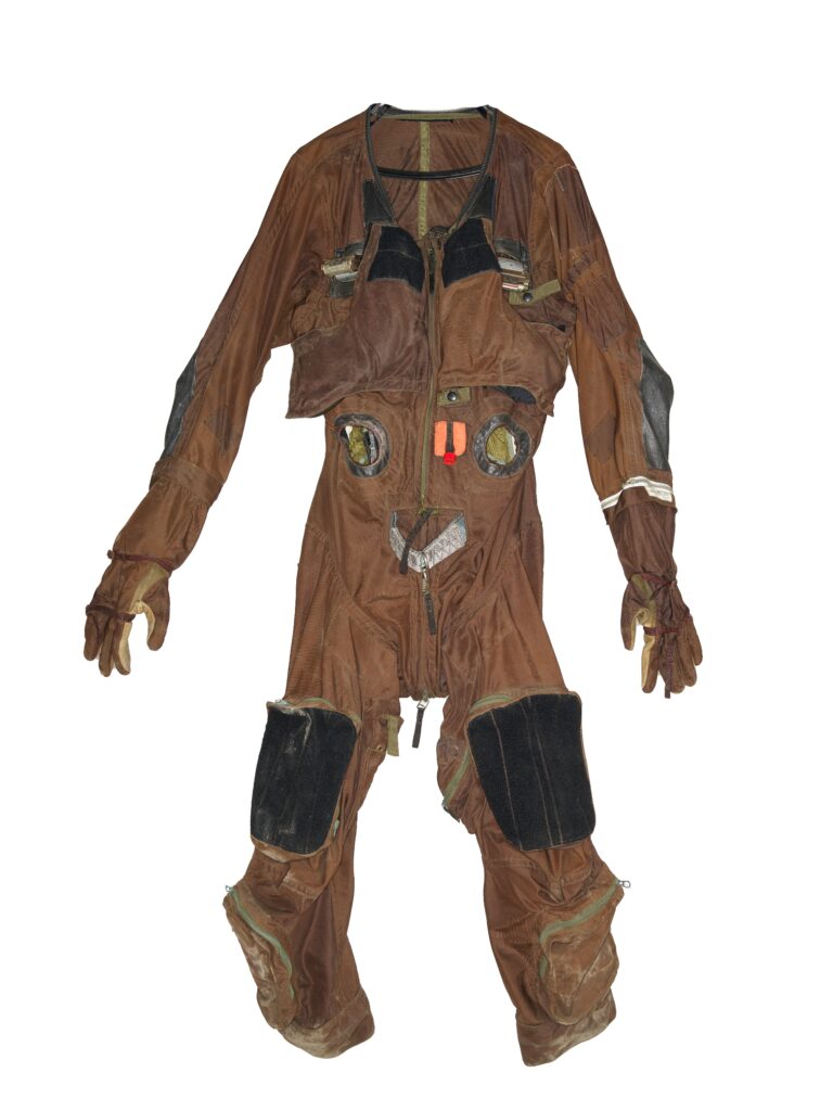 Pressure Suits - FLIGHT TEST HISTORICAL FOUNDATION